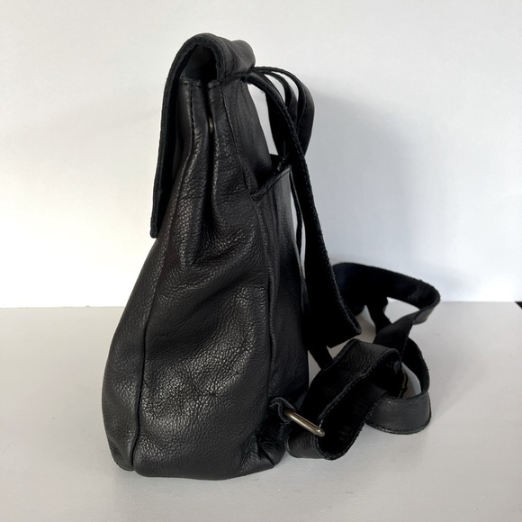 american leather co. leather liberty backpack (Brandy Smooth) youll adore its organization skills and easy American Leather Co. Liberty Leather
